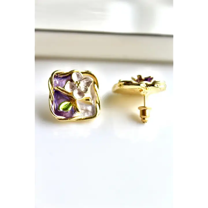 Vintage Kare Burgu Kenarlı Mor Çiçek Motifli 3d Tablo Tasarım Kadın Çelik Küpe Kararmaz Renk Atmaz