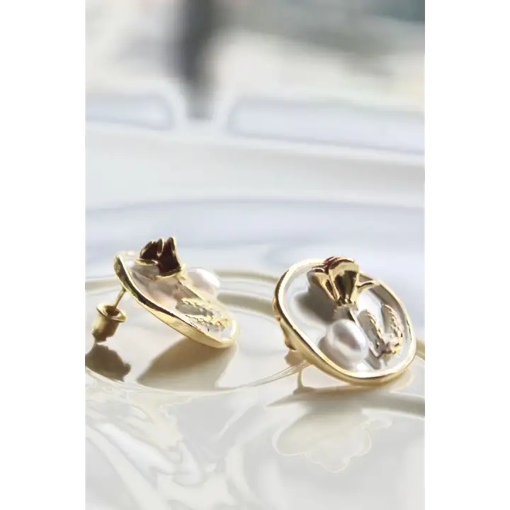 Vintage Kırmızı Gül Motifli 3d Tablo Tasarım Kadın Çelik Küpe Gold Kararmaz Renk Atmaz