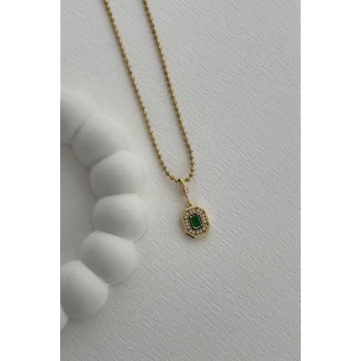 Yeşil Baget Taşlı Kare Tasarım Kadın Çelik Kolye Gold Kararmaz Renk Atmaz