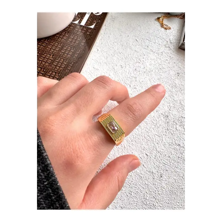 Gold Baget Zirkon Taşlı Geniş Bant Altın Kaplama Ayarlanabilir Serçe Parmak Kadın Çelik Yüzük