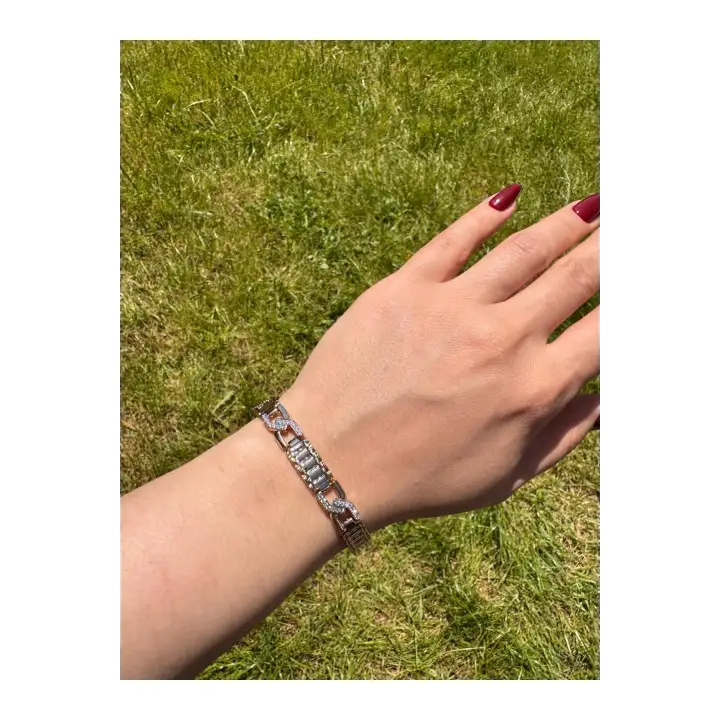Rose Gold Z Form Detaylı Zirkon Taşlı Kadın Çelik Bileklik Kararmaz Renk Atmaz