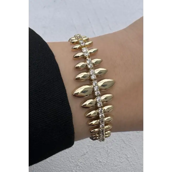 Cm Jewelry Gold Renk Yaprak Form Zirkon Taşlı Kadın Çelik Bileklik Kararmaz Renk Atmaz