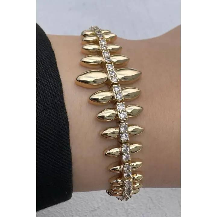 Cm Jewelry Gold Renk Yaprak Form Zirkon Taşlı Kadın Çelik Bileklik Kararmaz Renk Atmaz