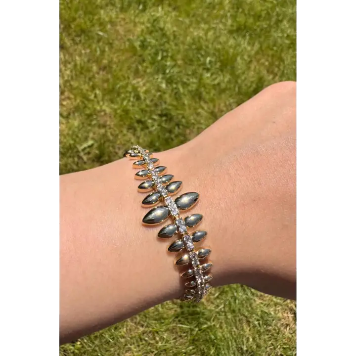 Cm Jewelry Gold Renk Yaprak Form Zirkon Taşlı Kadın Çelik Bileklik Kararmaz Renk Atmaz