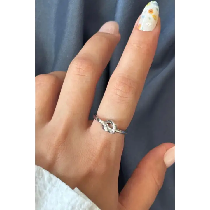 Yeni Sezon Love Knot Tasarım Ayarlanabilir Kadın Çelik Yüzük Gümüş Kararmaz Renk Atmaz