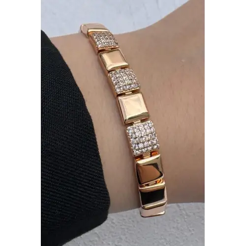 Rose Gold Kare Plaka Detaylı Zirkon Taşlı Kadın Çelik Bileklik Kararmaz Renk Atmaz
