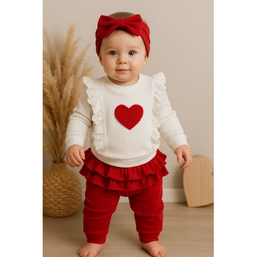 Kalp Baskılı Fırfır Detaylı 3 Parça Kız Bebek Takımı %100 Pamuk