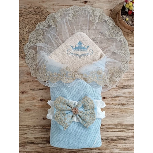 Yenidoğan Kuzulu Taç Nakış Güpürlü Fiyonklu Duvaklı Prizma Taş Unisex Kundak Bebek Battaniyesi Mavi