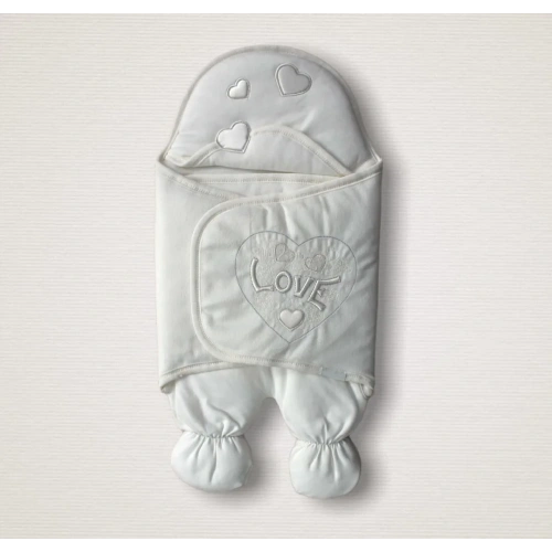 Yenidoğan Lüks Üç Kalp Love Nakışlı Kız Bebek Ayaklı Kundak Bebek Battaniyesi Ekru