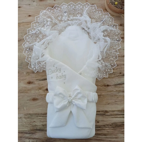 Yenidoğan Sahra Lucky Baby Nakışlı Kundak Bebek Battaniyesi Ekru