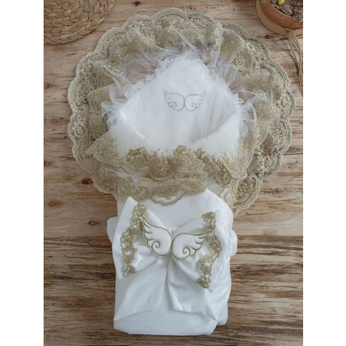 Yenidoğan Soft Kumru Melek Kanat Fiyonklu Gold Çift Dantel Duvaklı Trilüks Kundak Bebek Battaniyesi Ekru