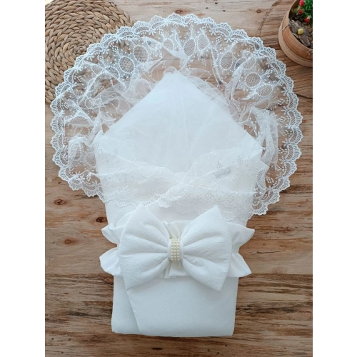 Yenidoğan Yakamoz Kumru Model Dantelli Taşlı Fiyonk Bebek Battaniyesi Kundak Ekru