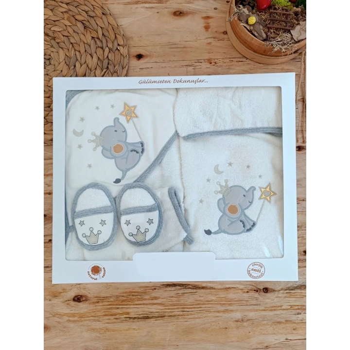 0-1 Yaş Sevimli Fil Nakışlı Pareolu 4lü Kız Erkek Bebek Havlu Silgi Takımı Ekru