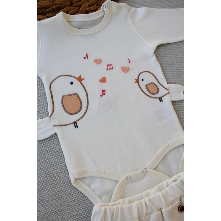 3-6 6-9 9-12 Ay Şarkıcı Kuşlar Nakışlı Bandanalı Uzun Kollu Zıbınlı 3lü Kız Bebek Takımı Ekru
