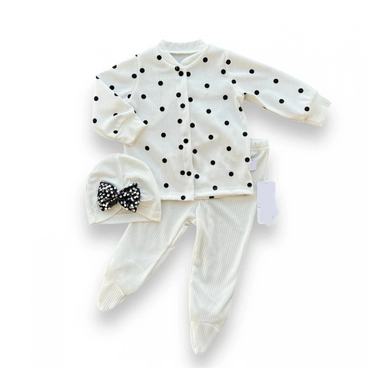 3-6-9-12 Ay Puantiyeli Şapkalı Çıtçıt Kapamalı Patikli 3lü Kız Bebek Takımı Beyaz