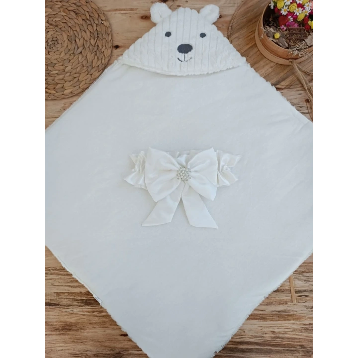 Yenidoğan Beyaz Wool Yün Kumaş Ayıcık Kulaklı Kundak Bebek Battaniyesi Beyaz