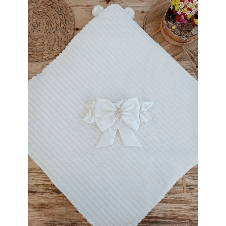 Yenidoğan Beyaz Wool Yün Kumaş Ayıcık Kulaklı Kundak Bebek Battaniyesi Beyaz