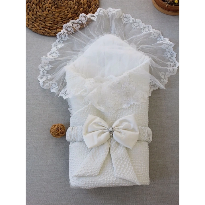 Yenidoğan Erguvan Kenar Fistolu Kundak Bebek Battaniyesi Ekru