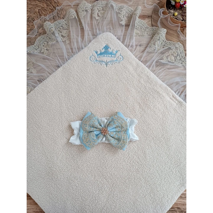 Yenidoğan Kuzulu Taç Nakış Güpürlü Fiyonklu Duvaklı Prizma Taş Unisex Kundak Bebek Battaniyesi Mavi