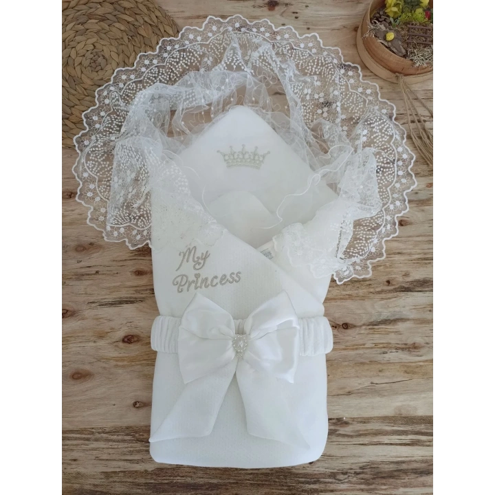 Yenidoğan Sahra Taç Benim Prensesim Nakışlı Kundak Bebek Battaniyesi Ekru