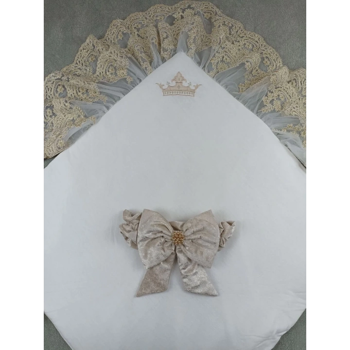 Yenidoğan Saray Kadife Taç Nakışlı İnci Fiyonklu Çift Dantel Duvak Trilüks Kundak Bebek Battaniyesi Vizon-gold