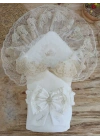Yenidoğan Sahra Taç Nakışlı Plazma Taşlı Güpürlü Fiyonklu Duvaklı Trilüks Kundak Bebek Battaniyesi Ekru