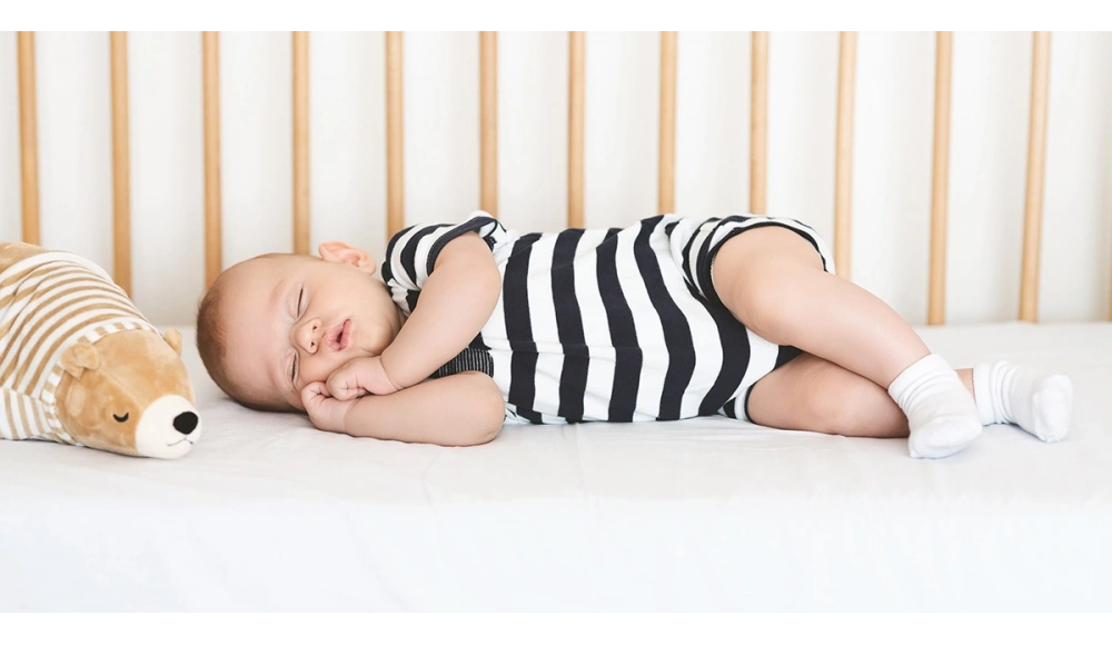 Bebekler İçin Güvenli Uyku Ortamı Nasıl Olmalı? Bilimsel Öneriler