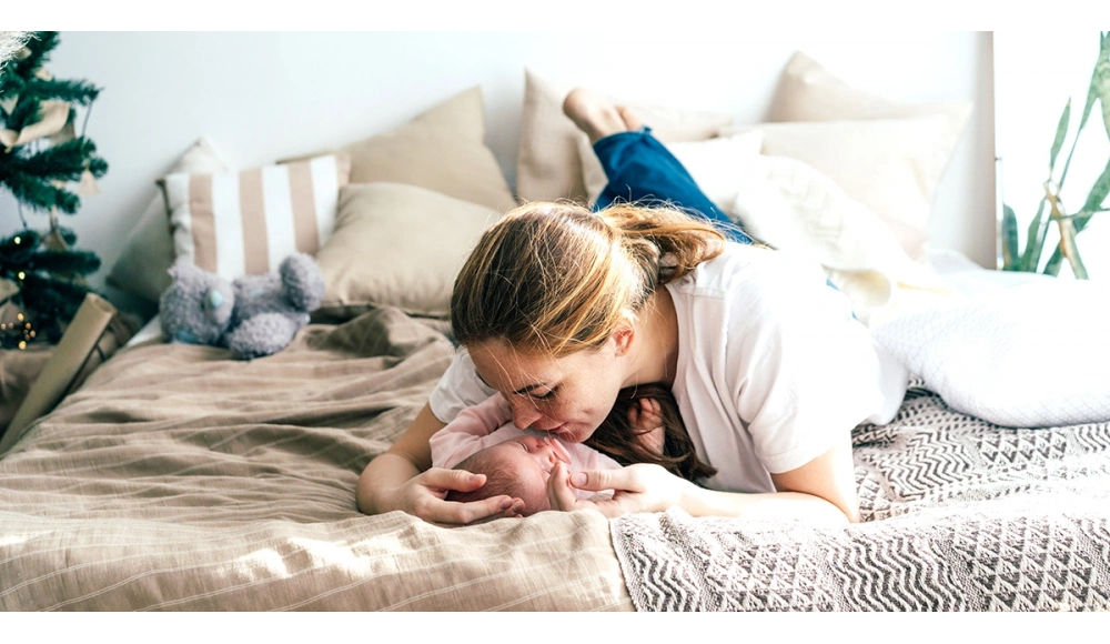 Doğum Sonrası Anne Bakımı Nasıl Olmalı? Fiziksel ve Duygusal Süreç