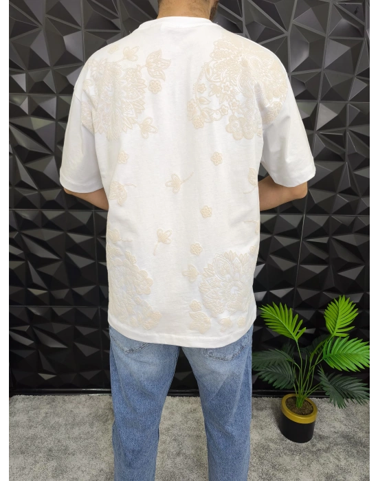 Beyaz Şal Deseni Kabartmalı baskı Oversize T-Shirt