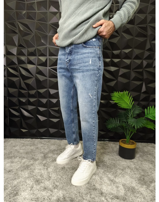 Çizik Detaylı Mavi Boyfriend Jean