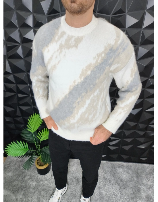 Desenli Yumuşak Dokulu Kalın Kazak Beyaz