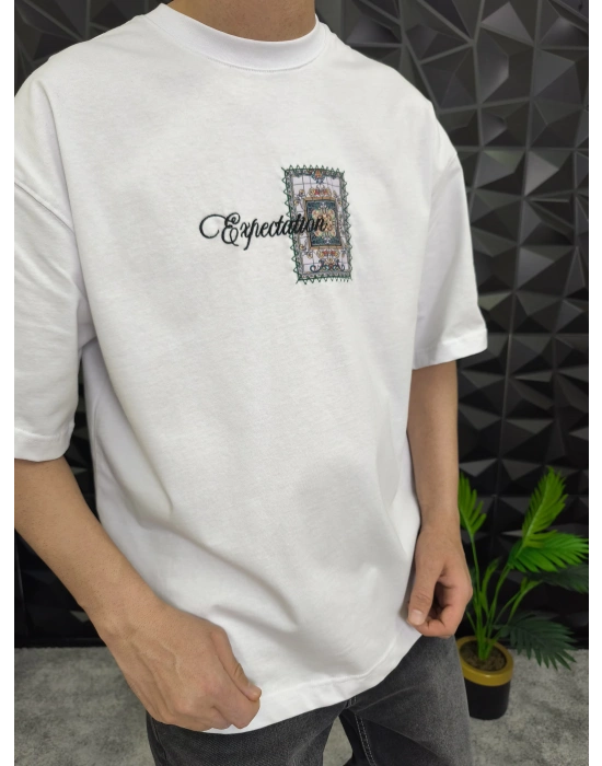 Expectation Nakışlı Patchli Oversize T-Shirt Beyaz