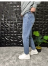 Yırtık Detaylı Eskitme Mavi Boyfriend Jean