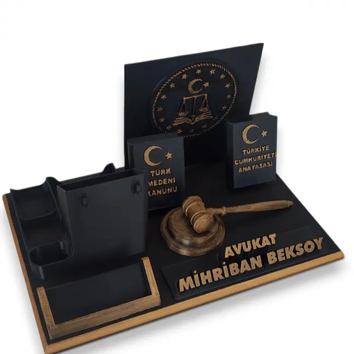 Avukat Masa İsimliği – Kişiye Özel Avukat Ofis Hediyesi