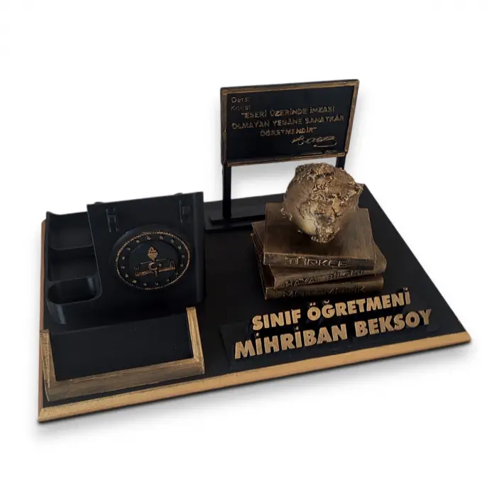 Öğretmen / Müdür Yardımcısı Masa İsimliği – Kişiye Özel Ofis Hediyesi