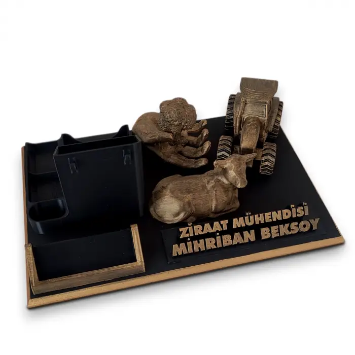 Ziraat Mühendisi Masa İsimliği – Kişiye Özel Mühendis Ofis Hediyesi