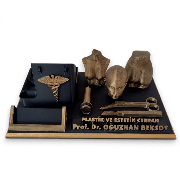 Estetik Doktoru ve Estetisyen Masa İsimliği – Kişiye Özel Klinik Ofis Hediyesi