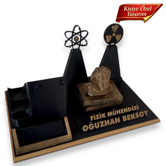 Fizik Mühendisi Masa İsimliği – Kişiye Özel Mühendis Ofis Hediyesi