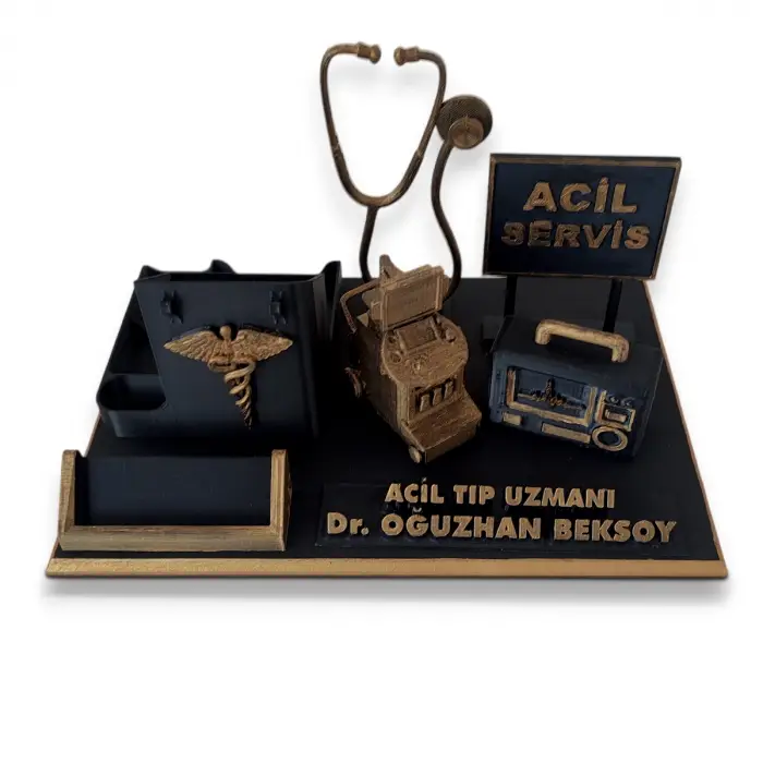 Acil Tıp Uzmanı Masa İsimliği – Kişiye Özel Doktor Ofis Hediyesi