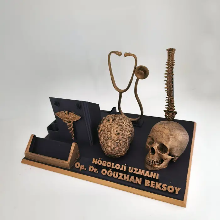 Nöroloji Uzmanı Masa İsimliği – Kişiye Özel Doktor Ofis Hediyesi