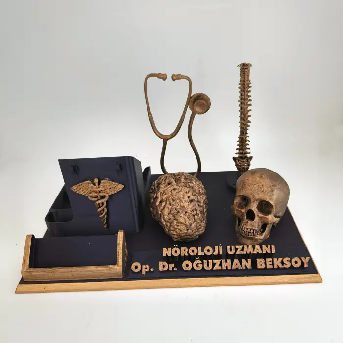 Nöroloji Uzmanı Masa İsimliği – Kişiye Özel Doktor Ofis Hediyesi