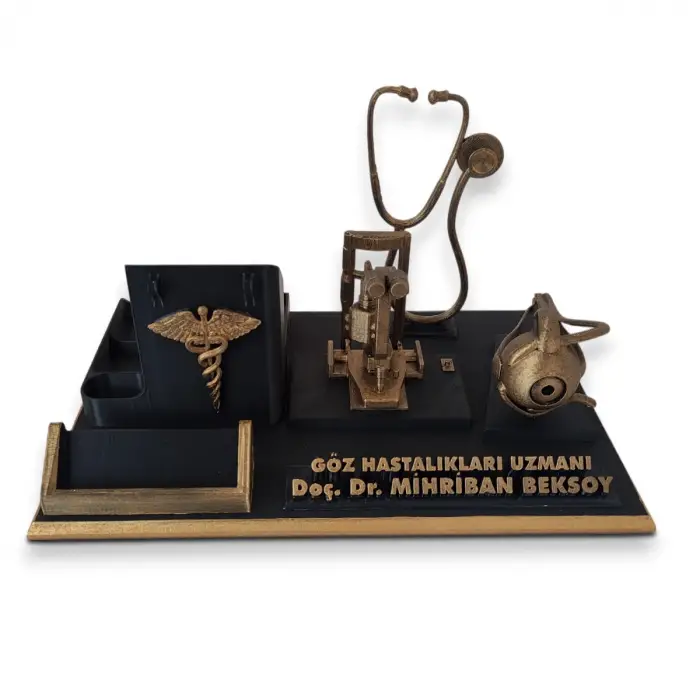 Göz Hastalıkları Uzmanı Masaüstü İsimlik