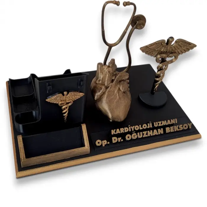 Kardiyoloji Uzmanı Masaüstü İsimlik