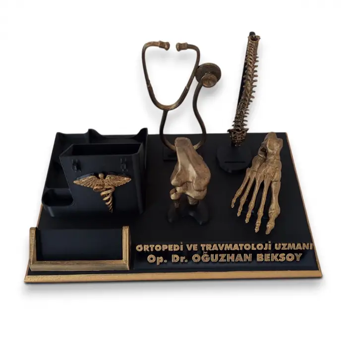 Ortopedi ve Travmatoloji Uzmanı Masaüstü İsimlik