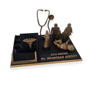 Aile Hekimi Masaüstü İsimlik