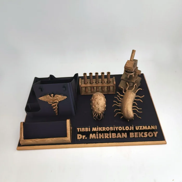 Kişiye Özel Mikrobiyoloji Uzmanı Masa İsimliği ve Kartvizitlik