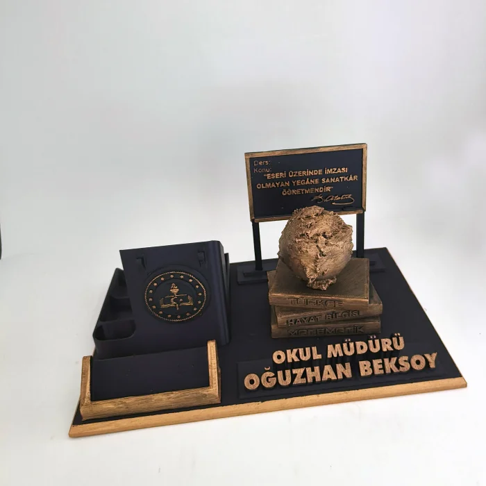 Kişiye Özel Okul Müdürü Masa İsimliği ve Kartvizitlik