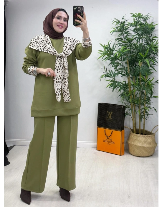 Aura Şal Detaylı Takım Yeşil