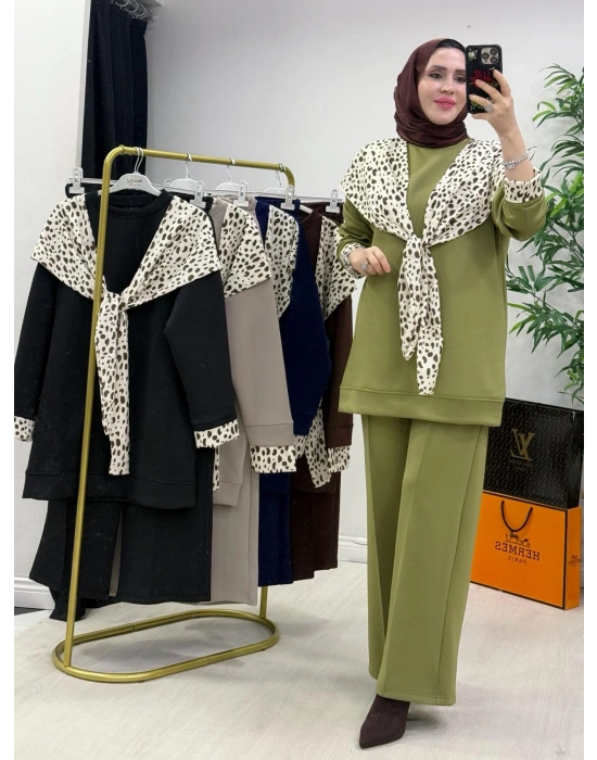 Aura Şal Detaylı Takım Yeşil