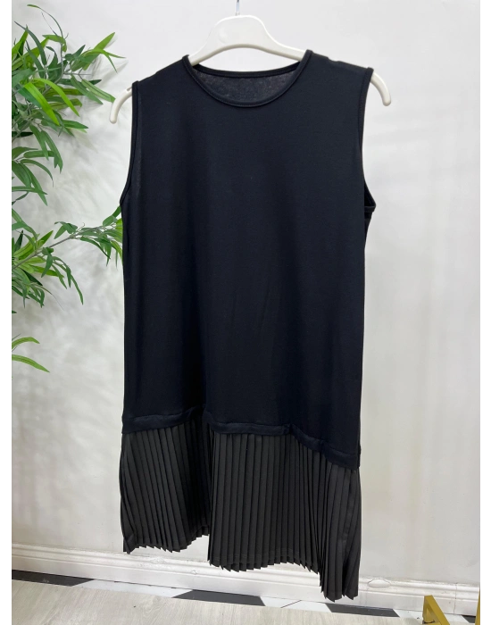 Etek Ucu Piliseli İçlik Siyah